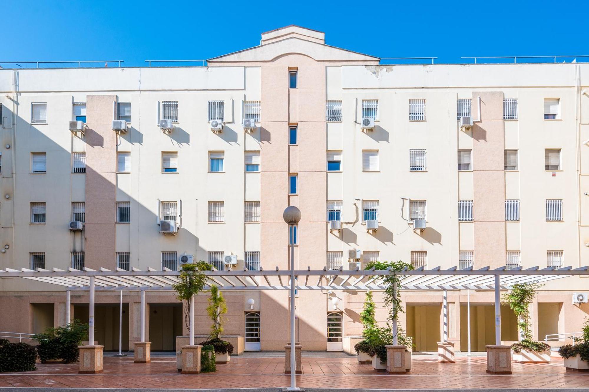 Апартаменты Piso Familiar Virgen Del Rocio Севилья Экстерьер фото