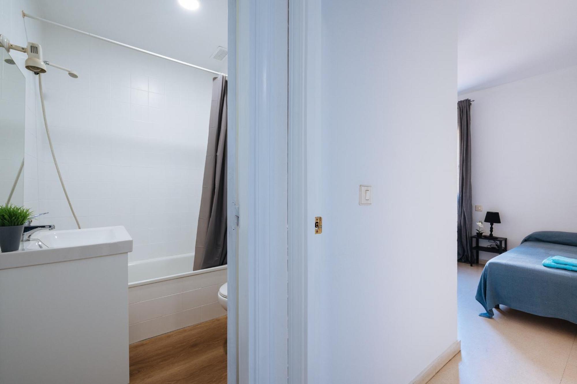 Апартаменты Piso Familiar Virgen Del Rocio Севилья Экстерьер фото